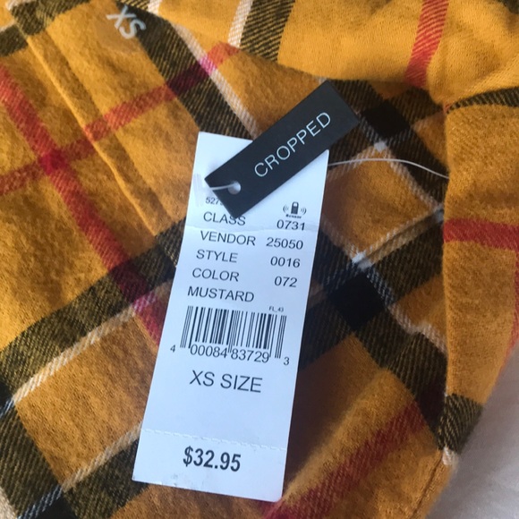 Awesome Cropped Flannel from Pacsun😍❤️ - Picture 3 of 4